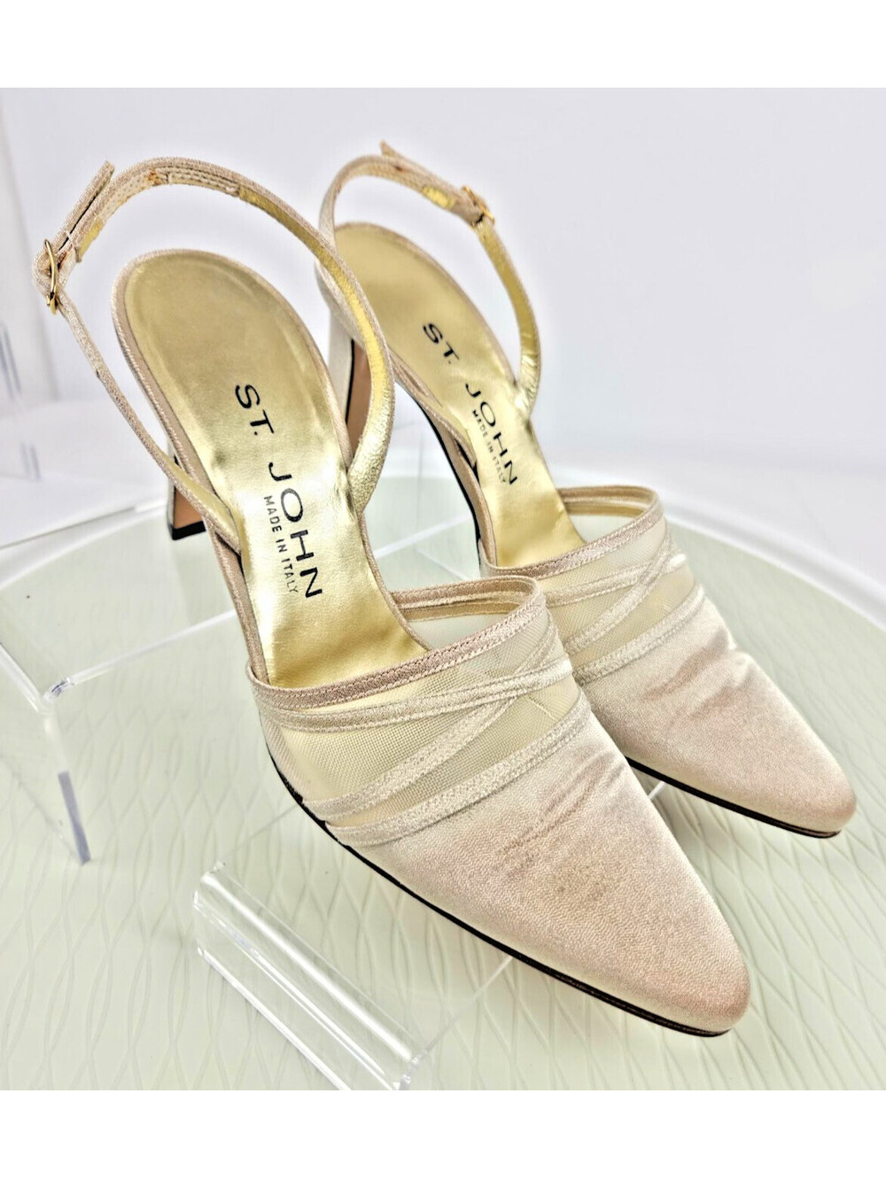 St. John Made in Italy Elegant Gold Satin Slingback Heels – Size 6½ B